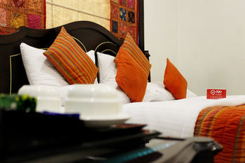 Oyo Premium Rajouri Garden Janta Market New Delhi Exterior foto