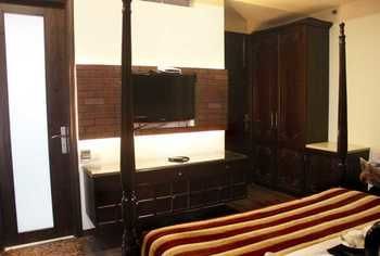 Oyo Premium Rajouri Garden Janta Market New Delhi Exterior foto